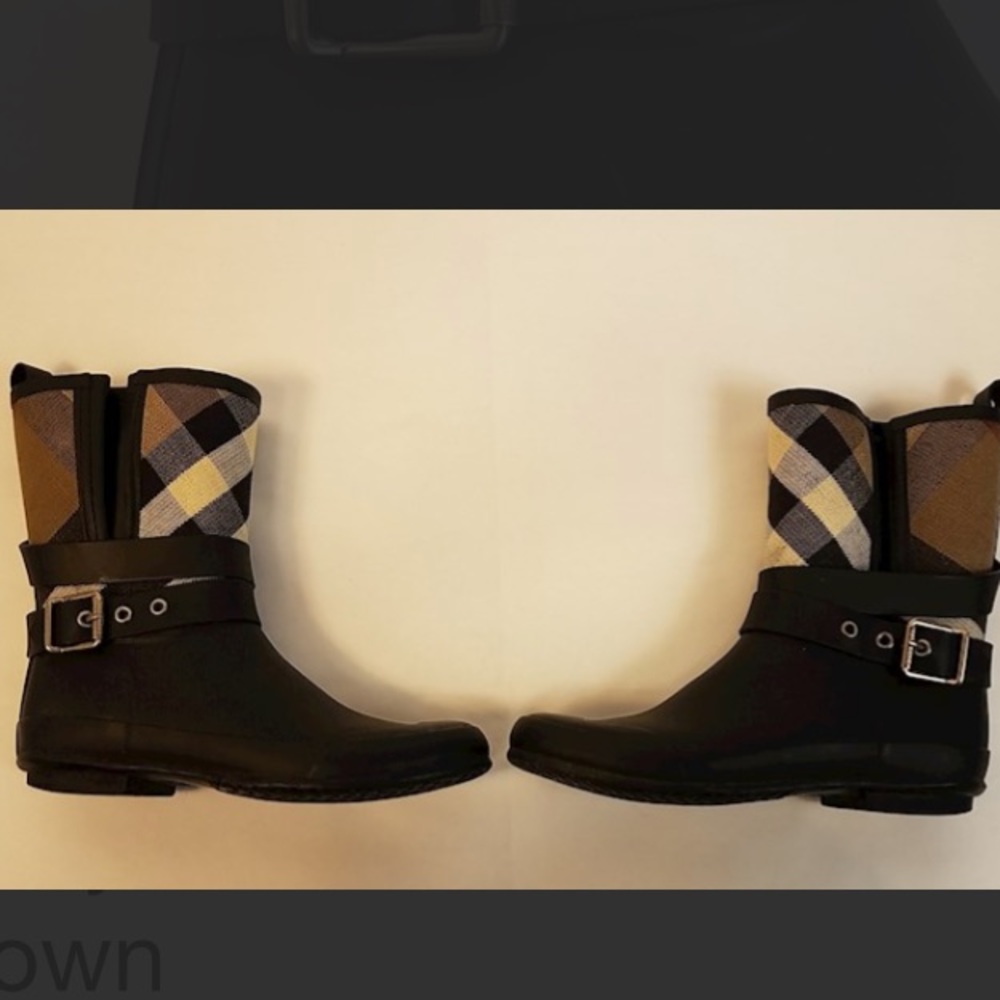 Burberry rain boots